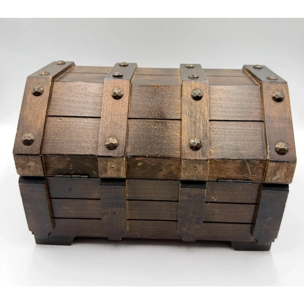 Vintage Wooden Trinket Jewelry Chest Box Lion Head Knockers Ornate Latch Gothic